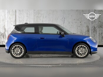 Used MINI Cooper 2024 for sale - 76760113: Photo