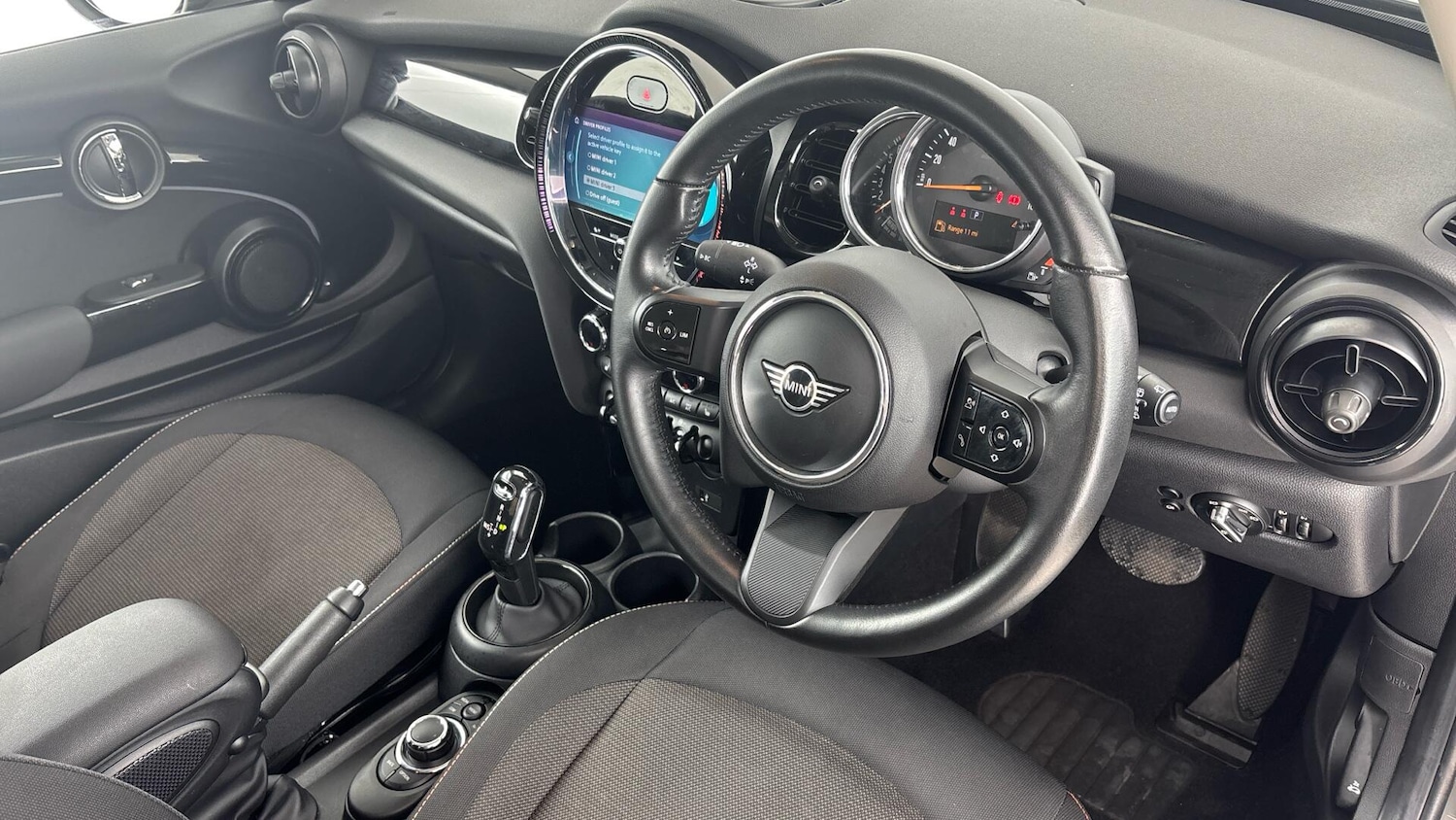 Used MINI Hatch 2022 for sale - 77144132: Photo 6