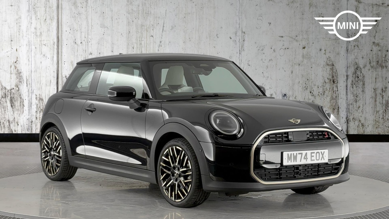 Used MINI Cooper 2024 for sale - 76760098: Photo 1