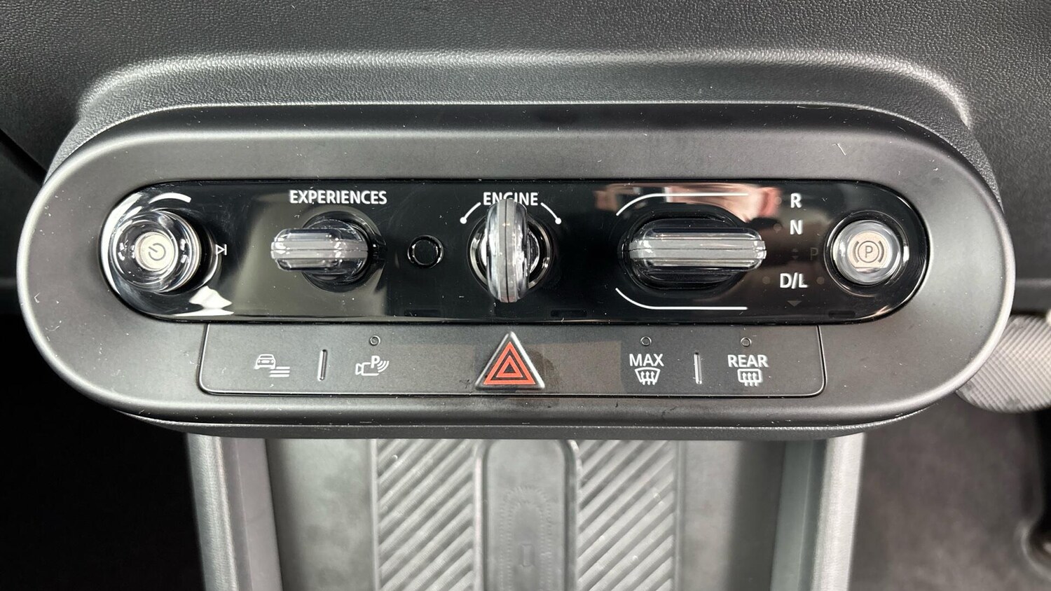 Used MINI Cooper 2024 for sale - 76760098: Photo 19