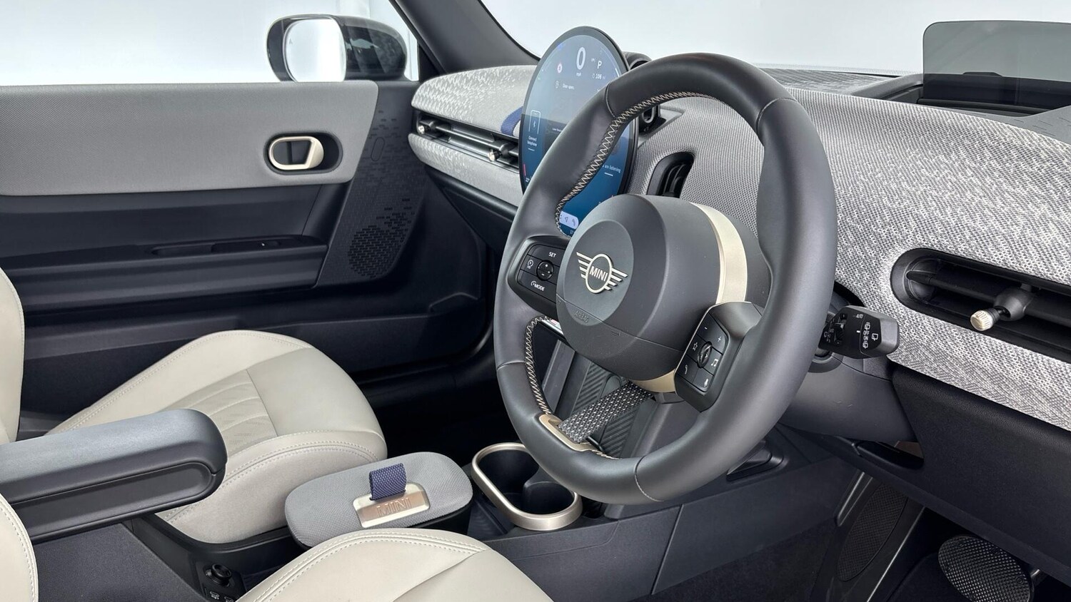 Used MINI Cooper 2024 for sale - 76760098: Photo 6