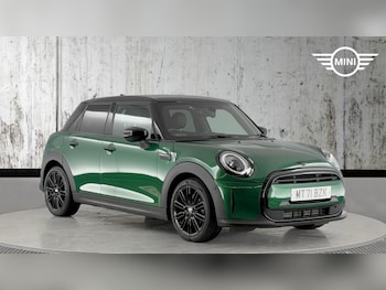 Used MINI Hatch 2021 for sale - 76760131: Photo