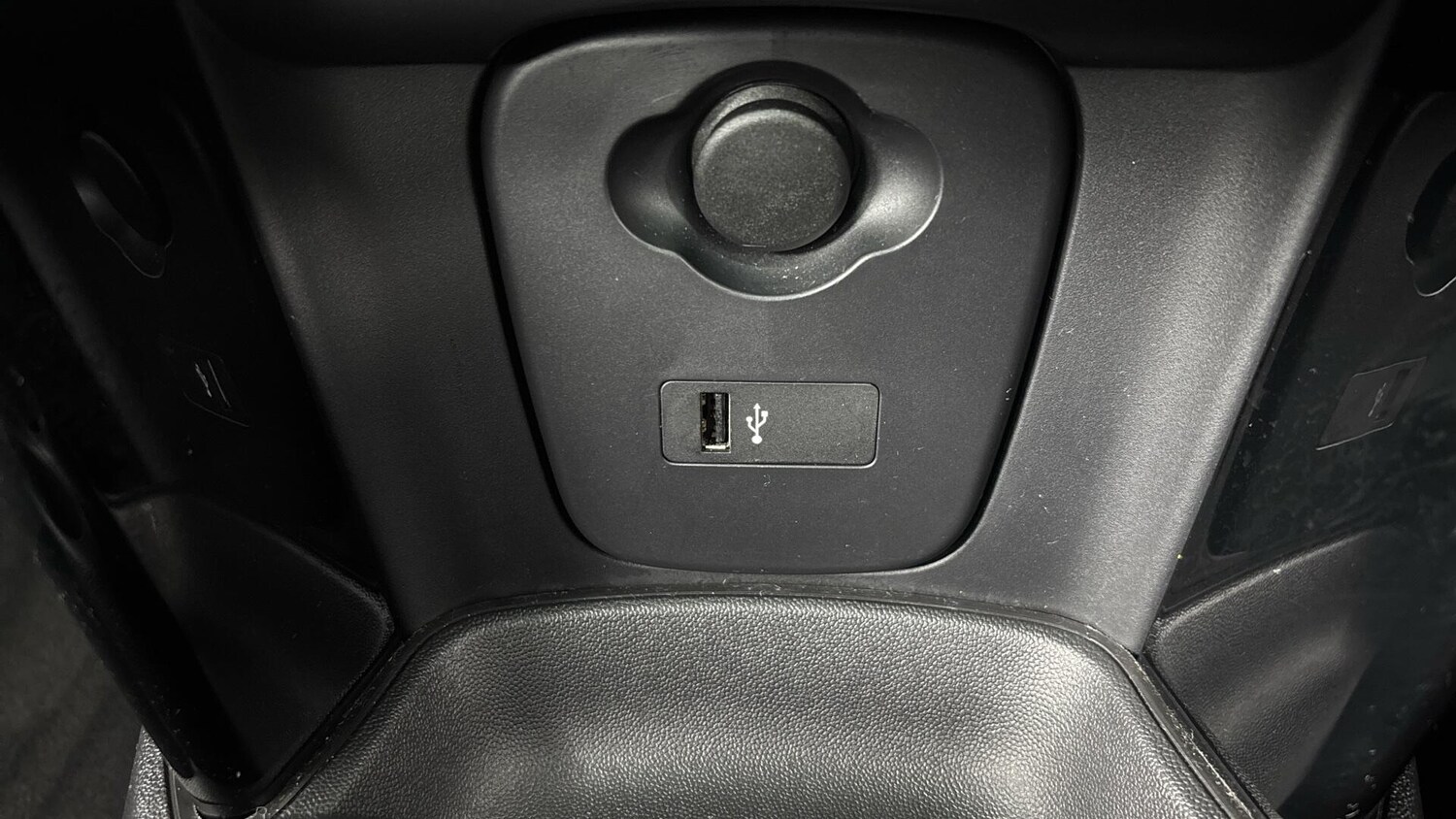 Used MINI Hatch 2021 for sale - 76760131: Photo 32