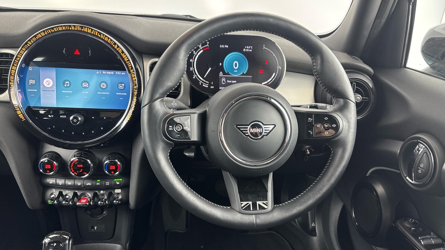 Used MINI Hatch 2021 for sale - 76760131: Photo 5