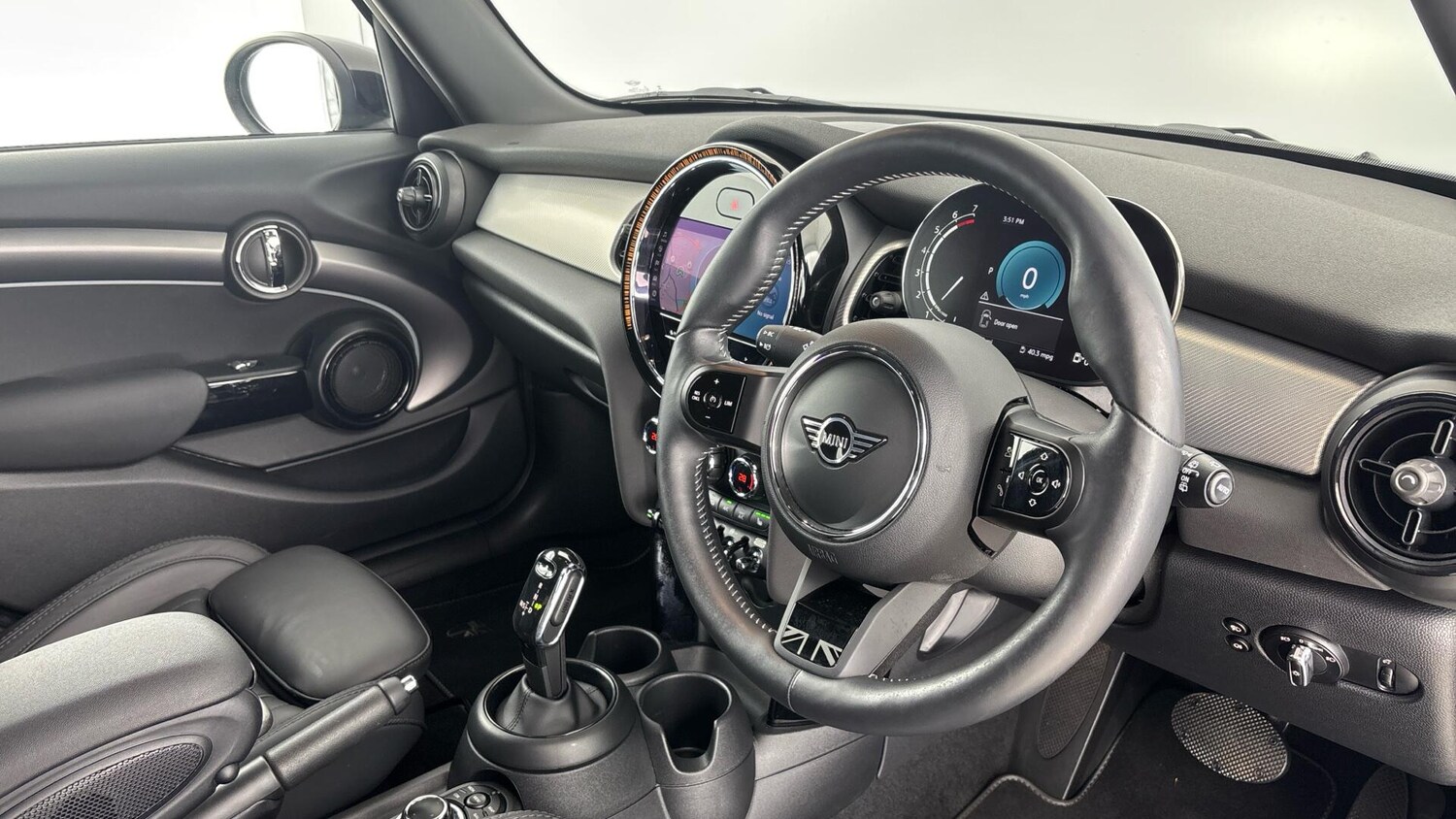 Used MINI Hatch 2021 for sale - 76760131: Photo 6