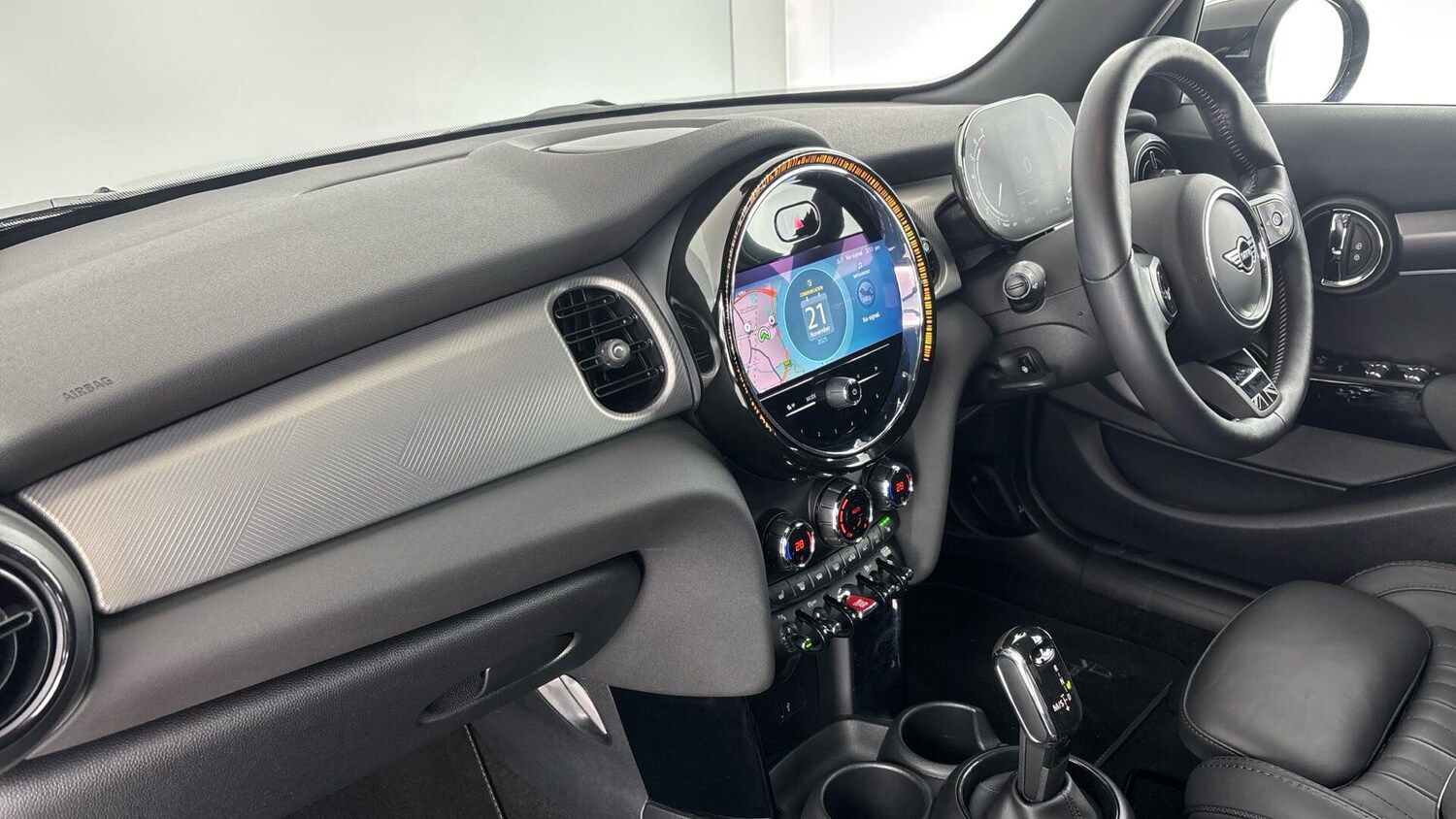 Used MINI Hatch 2021 for sale - 76760131: Photo 7