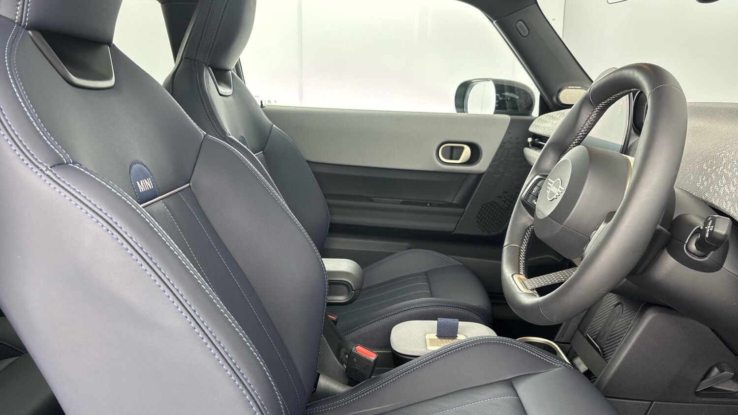 Used MINI Hatch 2025 for sale - 77598065: Photo 11