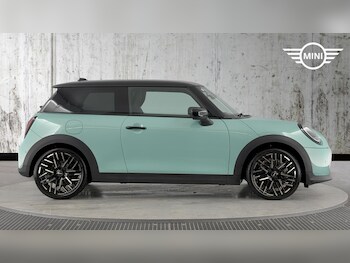 Used MINI Hatch 2025 for sale - 77598065: Photo