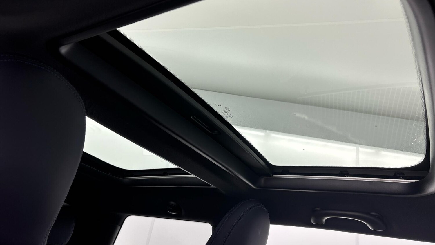 Used MINI Hatch 2025 for sale - 77598065: Photo 43