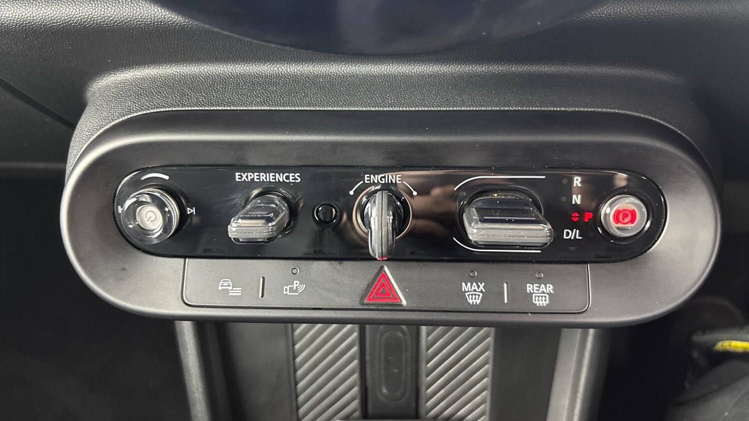 Used MINI Cooper 2025 for sale - 76760049: Photo 10