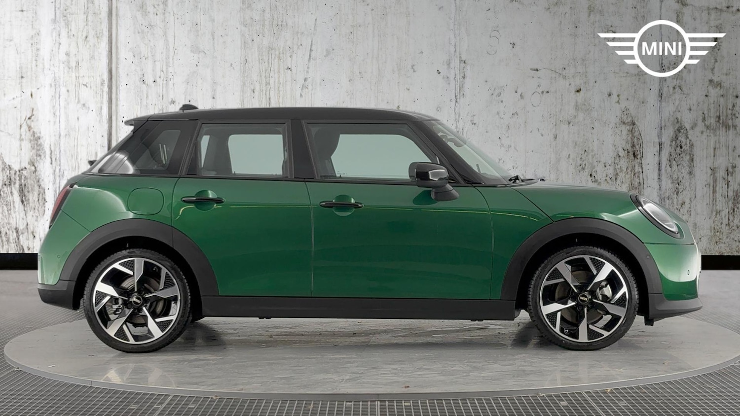 Used MINI Cooper 2025 for sale - 76760049: Photo 3
