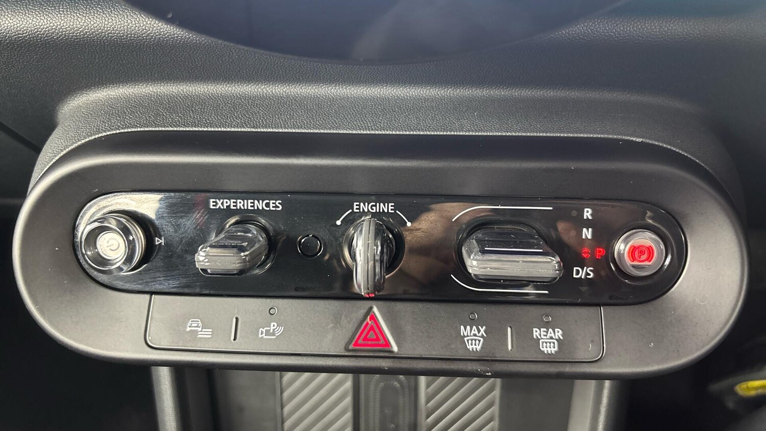 Used MINI Cooper 2025 for sale - 76760108: Photo 19