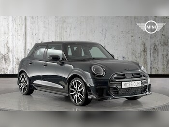 Used MINI Cooper 2025 for sale - 76760108: Photo