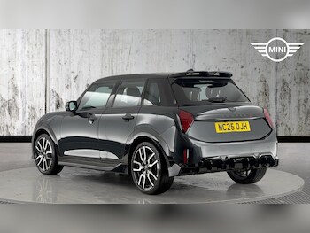 Used MINI Cooper 2025 for sale - 76760108: Photo