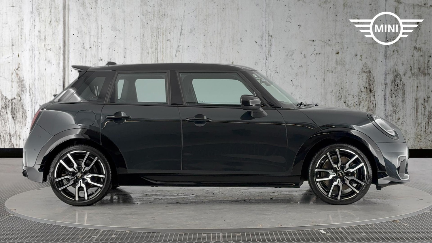 Used MINI Cooper 2025 for sale - 76760108: Photo 3