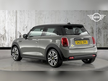 Used MINI Hatch 2022 for sale - 76760032: Photo