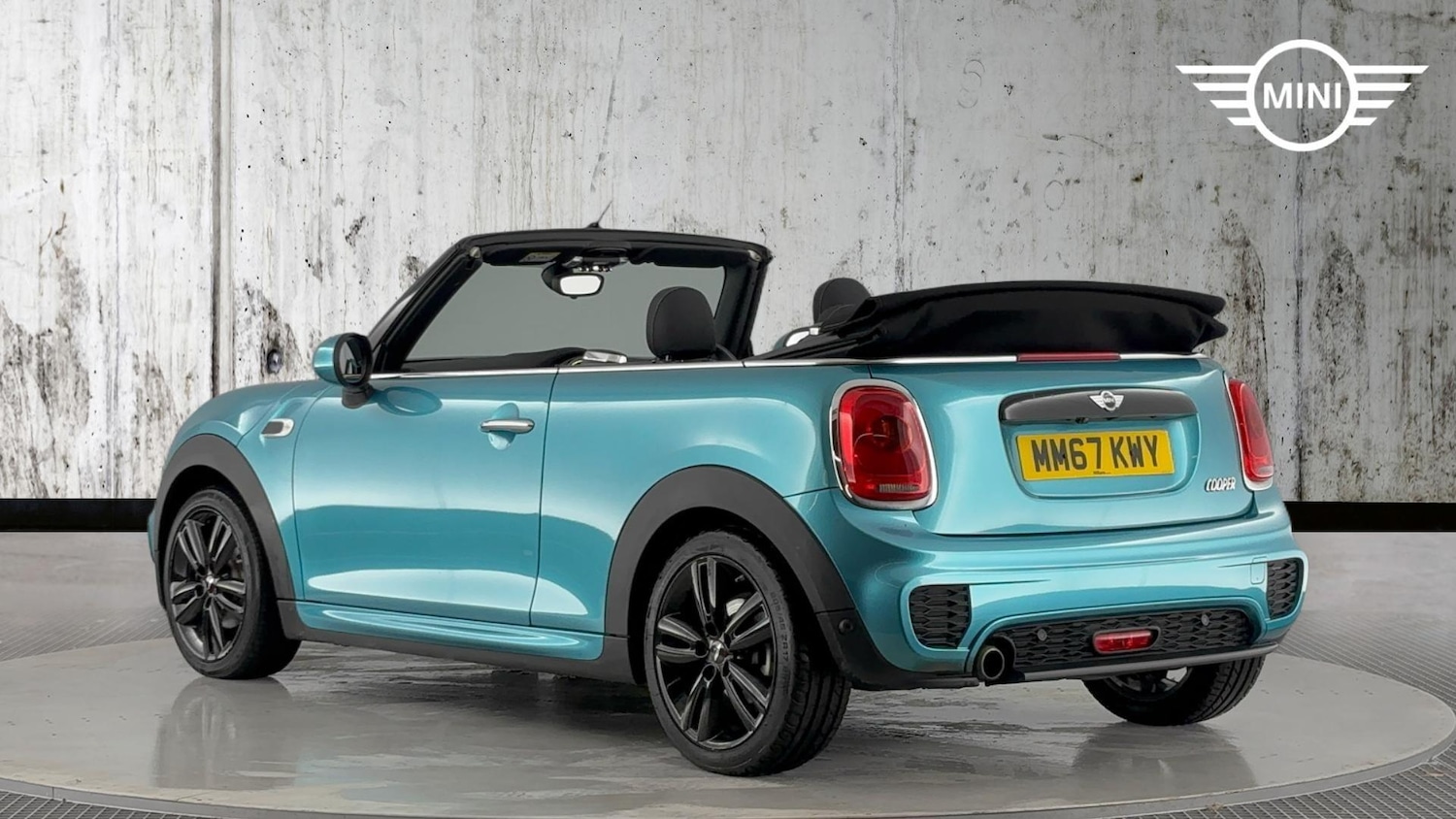 Used MINI Convertible 2017 for sale - 77564938: Photo 2