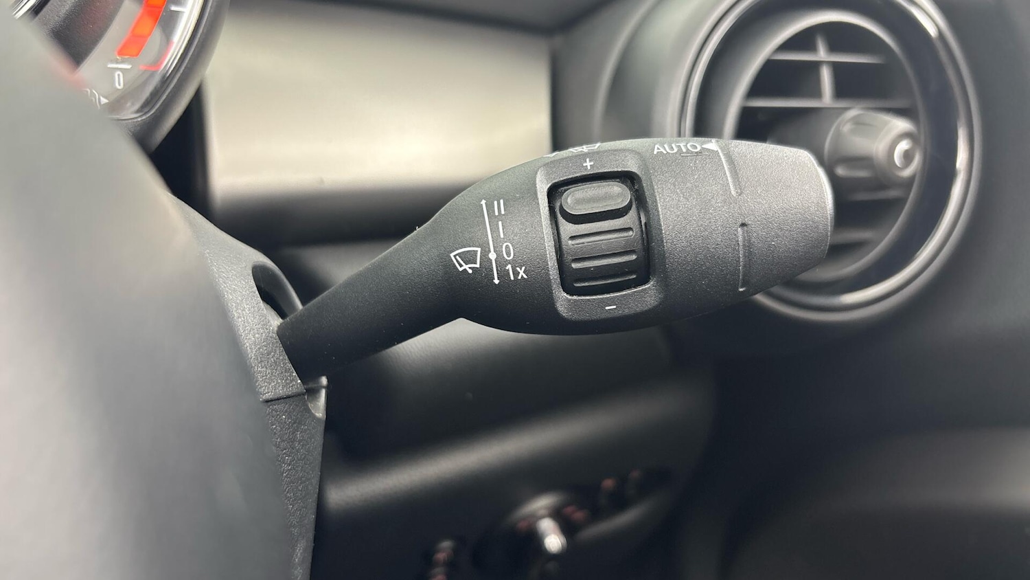 Used MINI Convertible 2017 for sale - 77564938: Photo 35