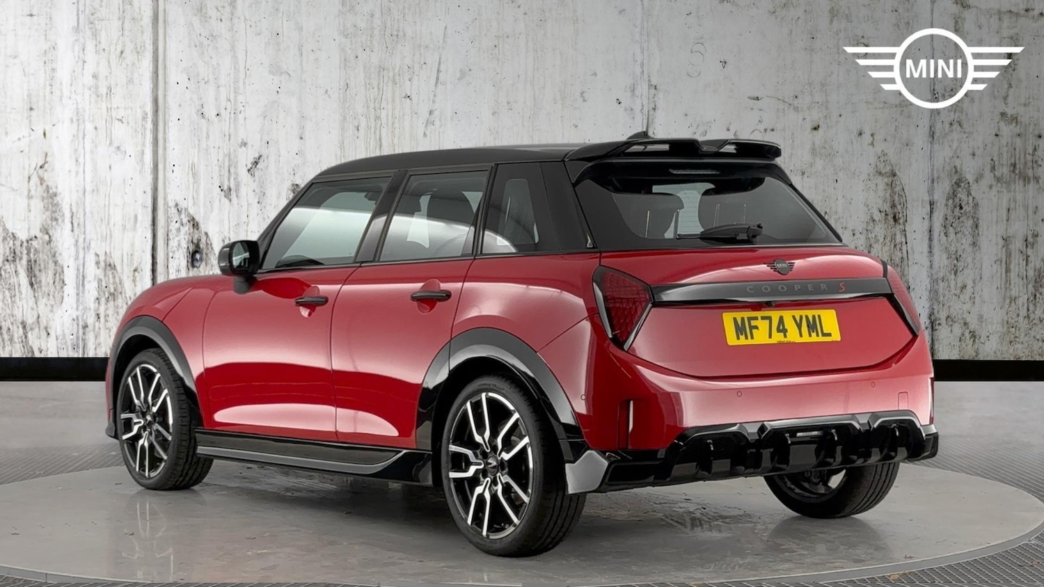 Used MINI Cooper 2024 for sale - 76952777: Photo 2