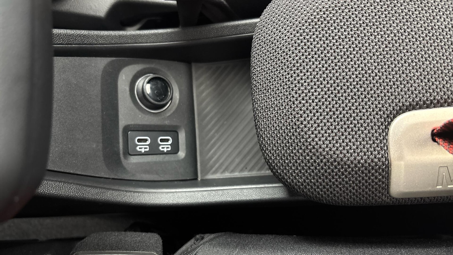 Used MINI Cooper 2024 for sale - 76952777: Photo 35