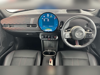 Used MINI Cooper 2024 for sale - 76952777: Photo