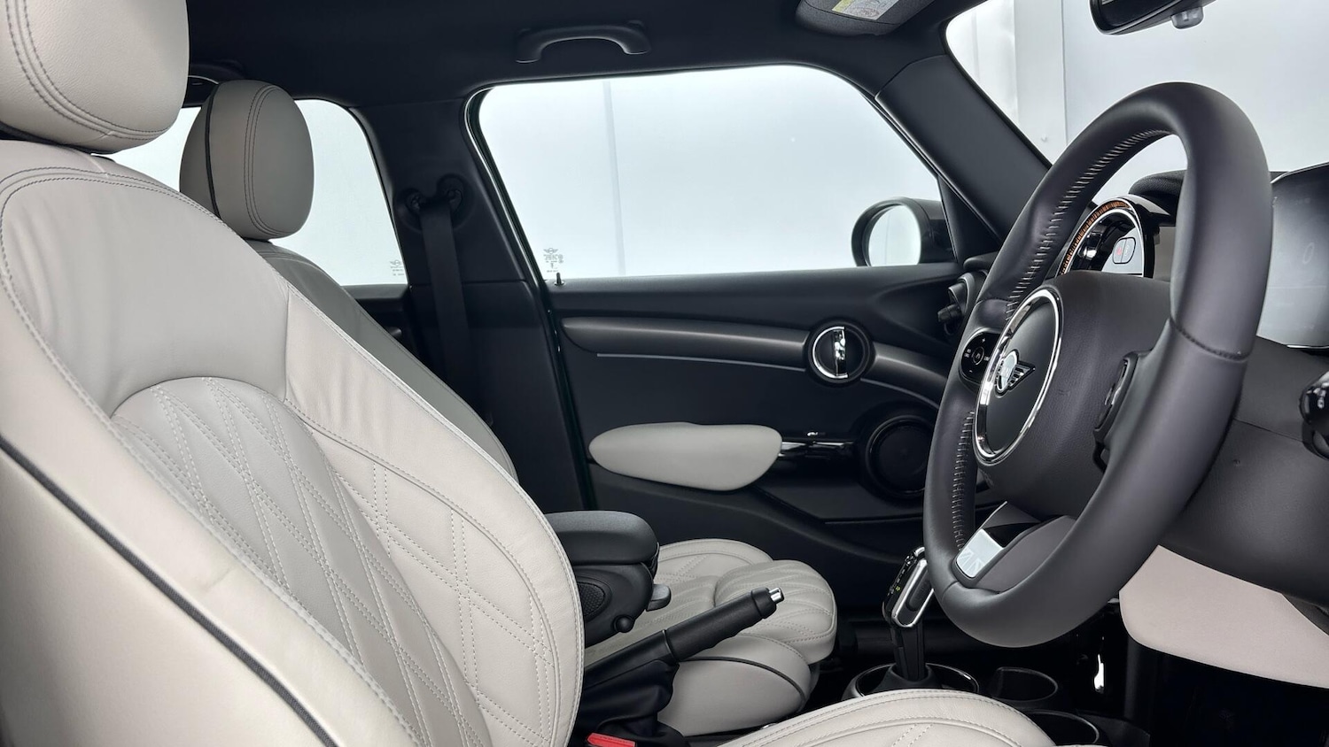 Used MINI Hatch 2024 for sale - 76952484: Photo 11