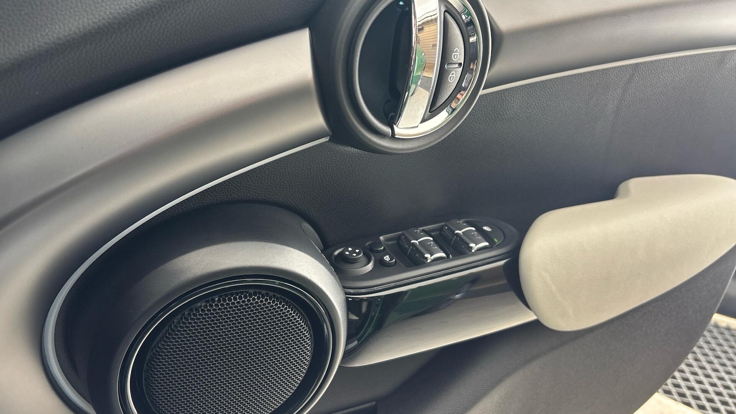 Used MINI Hatch 2024 for sale - 76952484: Photo 20