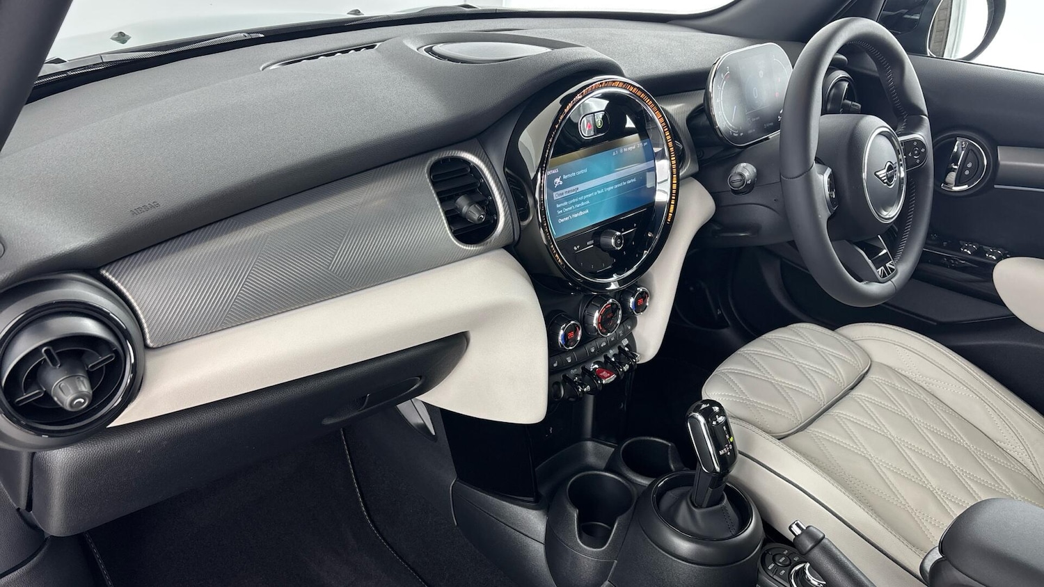 Used MINI Hatch 2024 for sale - 76952484: Photo 7