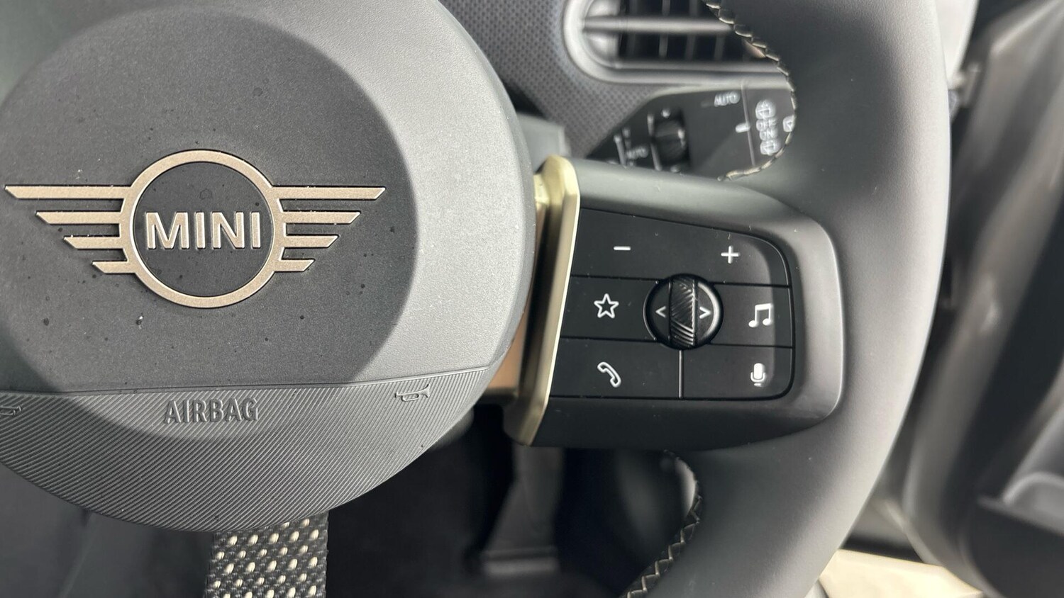 Used MINI Cooper 2025 for sale - 77633807: Photo 18