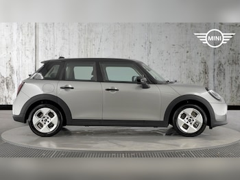 Used MINI Cooper 2025 for sale - 77633807: Photo
