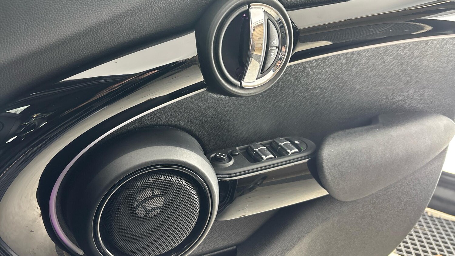 Used MINI Hatch 2023 for sale - 77015504: Photo 20