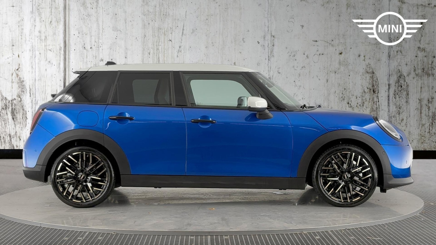 Used MINI Cooper 2025 for sale - 76760052: Photo 3