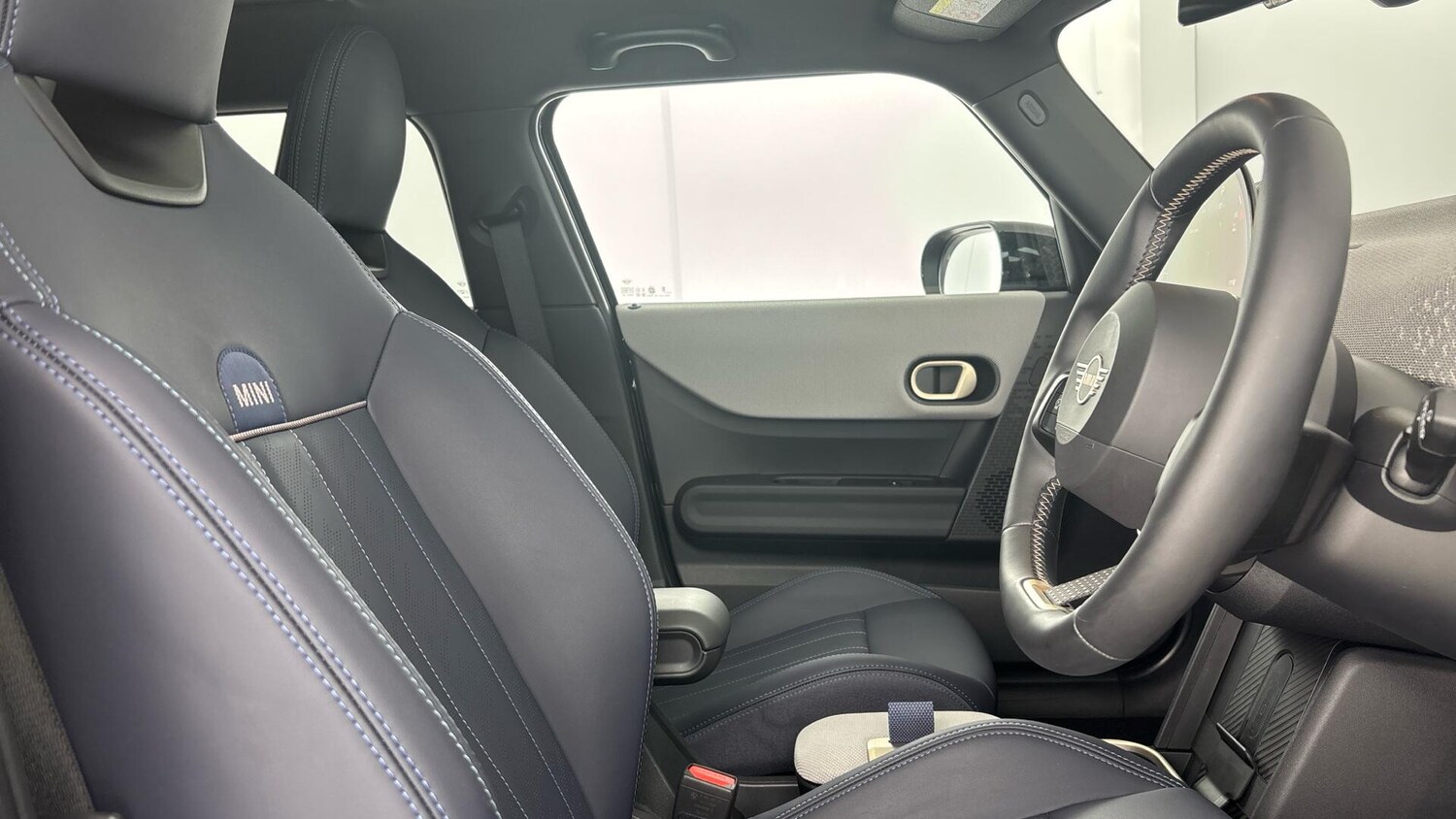 Used MINI Cooper 2025 for sale - 76760050: Photo 11