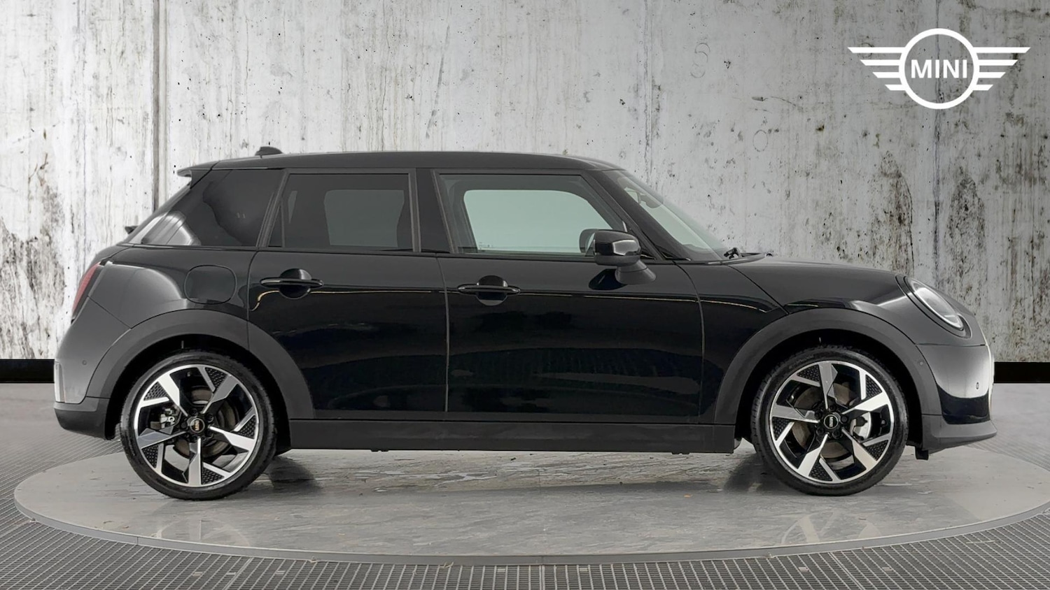 Used MINI Cooper 2025 for sale - 76760050: Photo 3