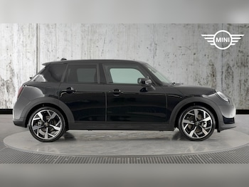 Used MINI Cooper 2025 for sale - 76760050: Photo