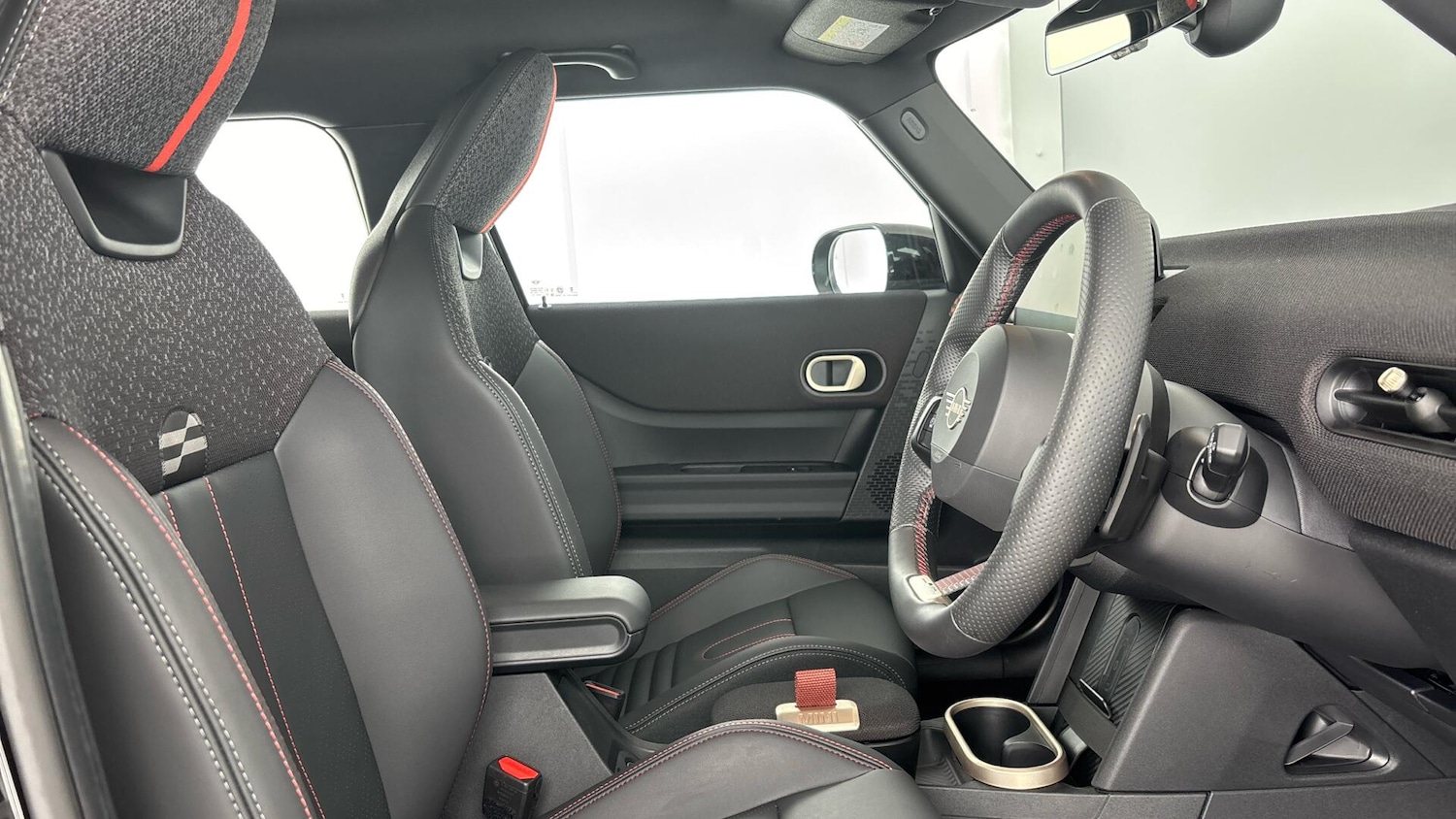 Used MINI Cooper 2025 for sale - 76832910: Photo 11