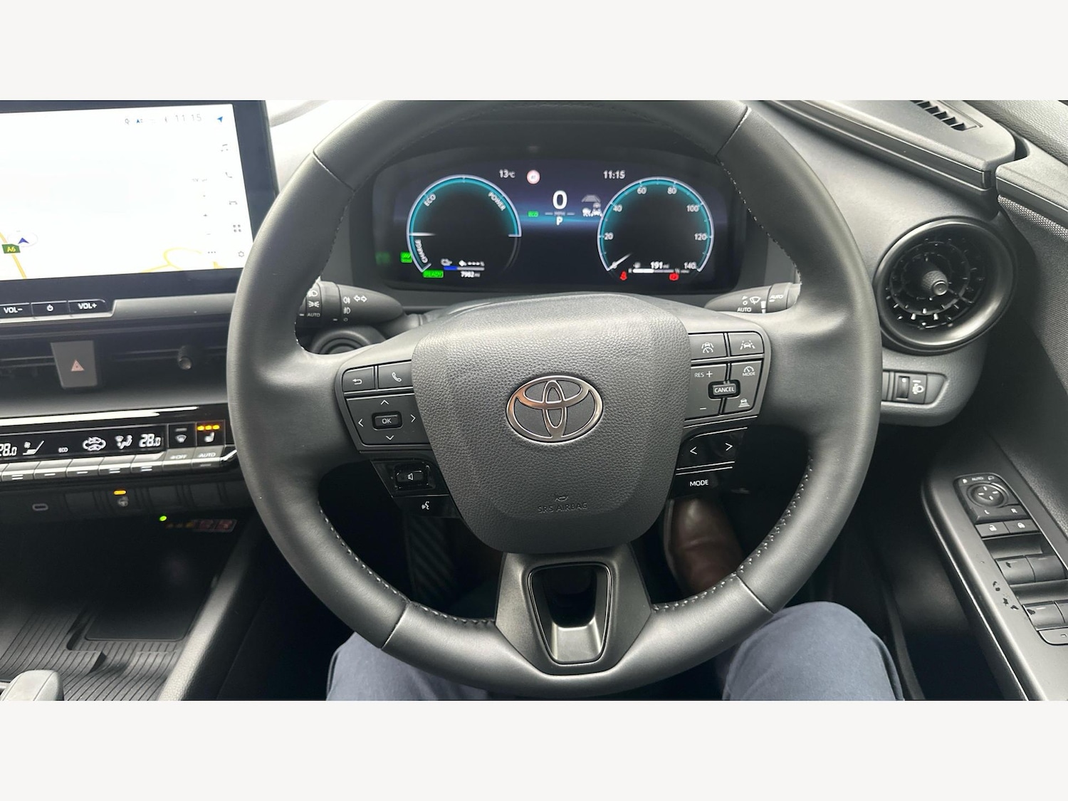 Used Toyota C-HR 2024 for sale - 76607457: Photo 10