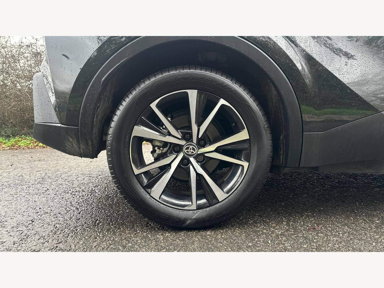 Used Toyota C-HR 2024 for sale - 76607457: Photo 20