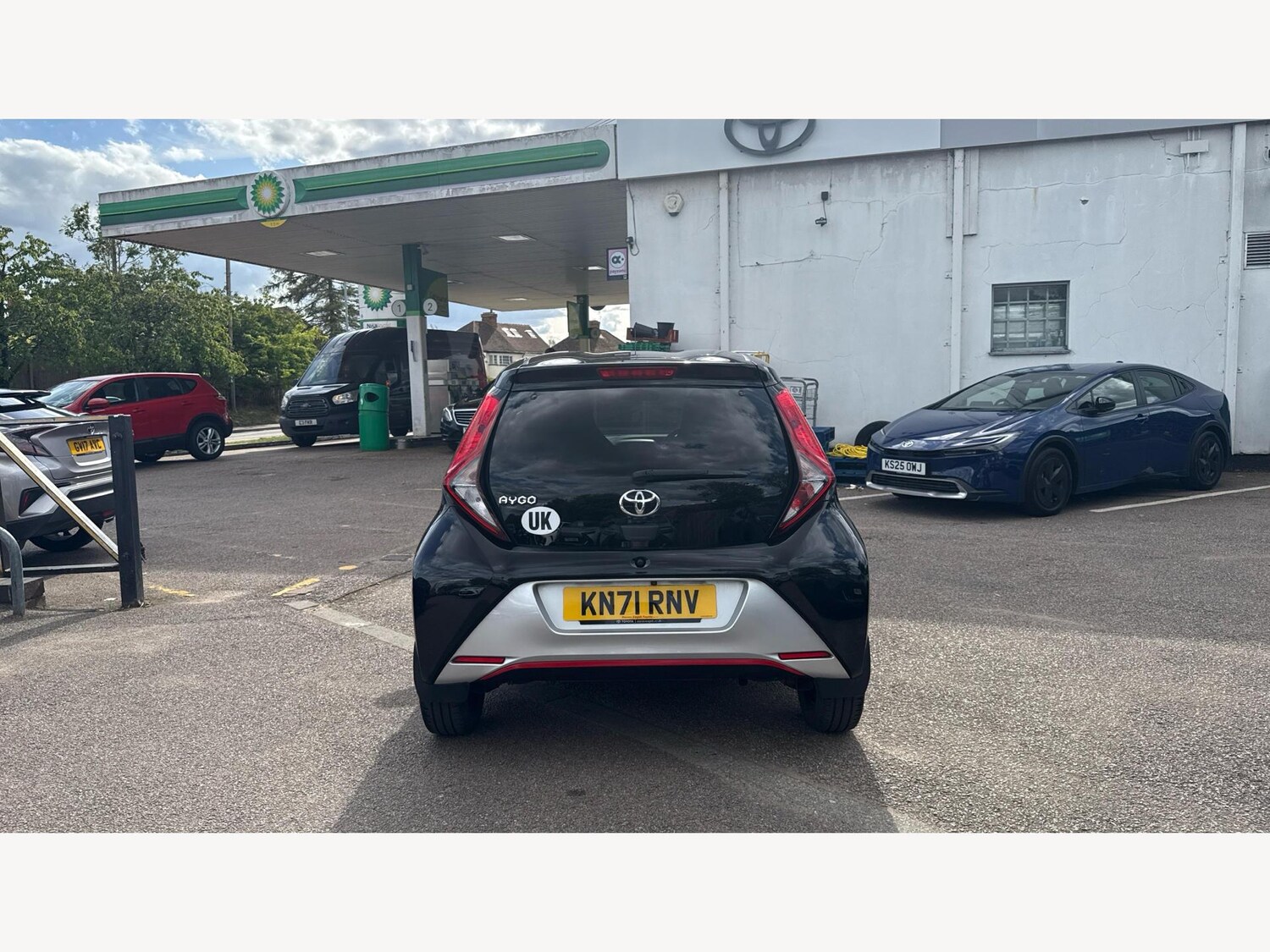 Vehicle 21