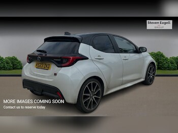 Used Toyota Yaris 2023 for sale - 78301258: Photo