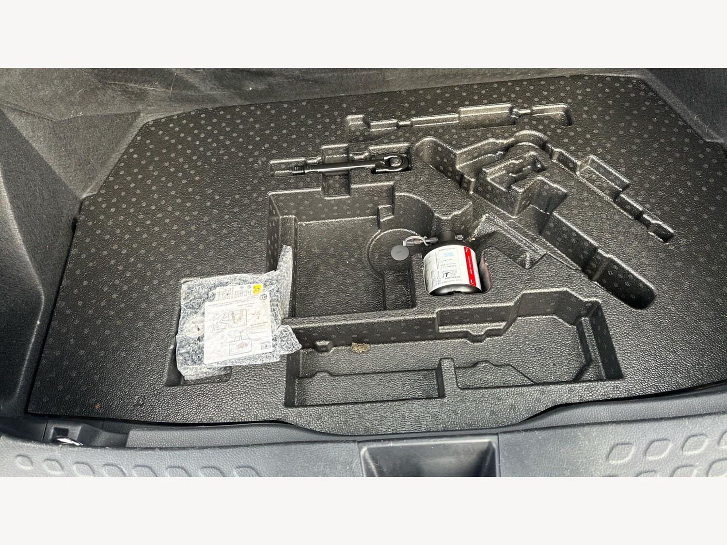 Used Toyota C-HR for sale - 77939546: Photo 22