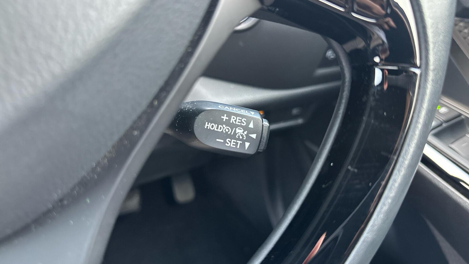 Used Toyota C-HR for sale - 77939546: Photo 34