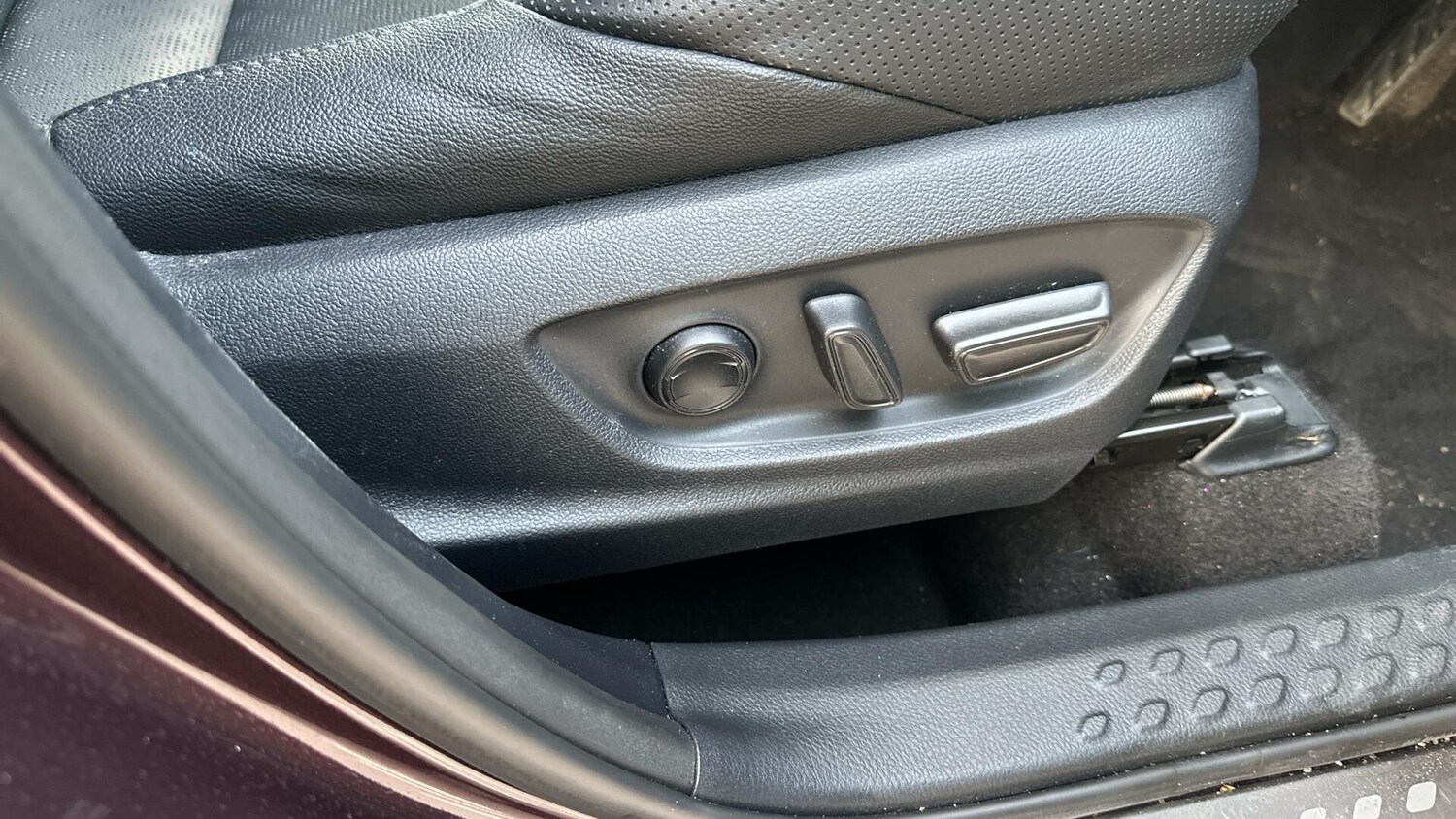 Used Toyota C-HR for sale - 77939546: Photo 41