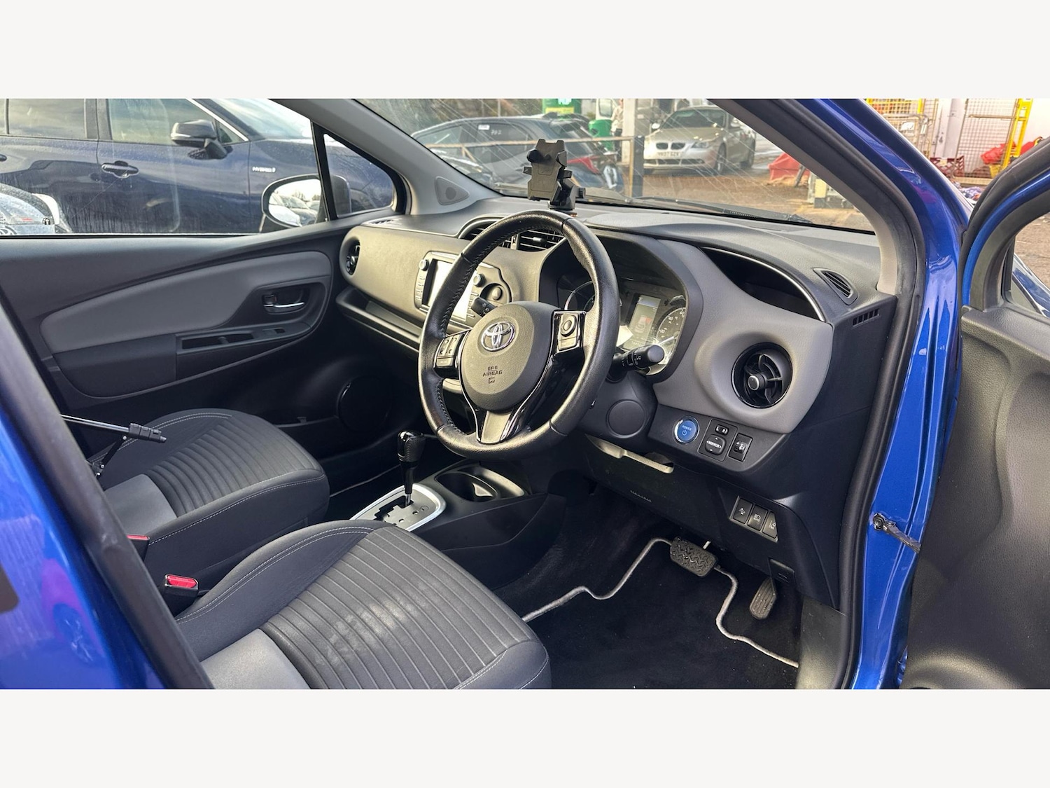 Used Toyota Yaris 2018 for sale - 76855900: Photo 13