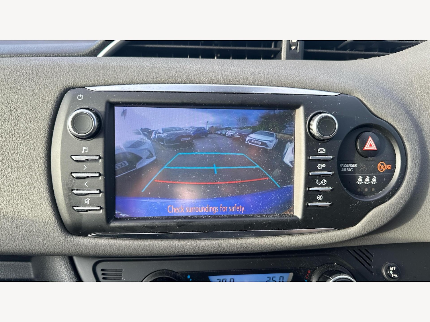 Used Toyota Yaris 2018 for sale - 76855900: Photo 28