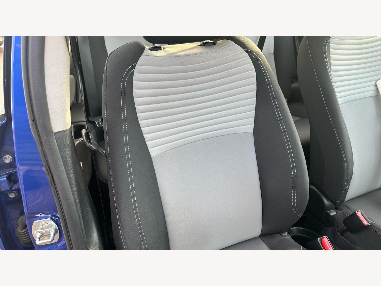 Used Toyota Yaris 2018 for sale - 76855900: Photo 30