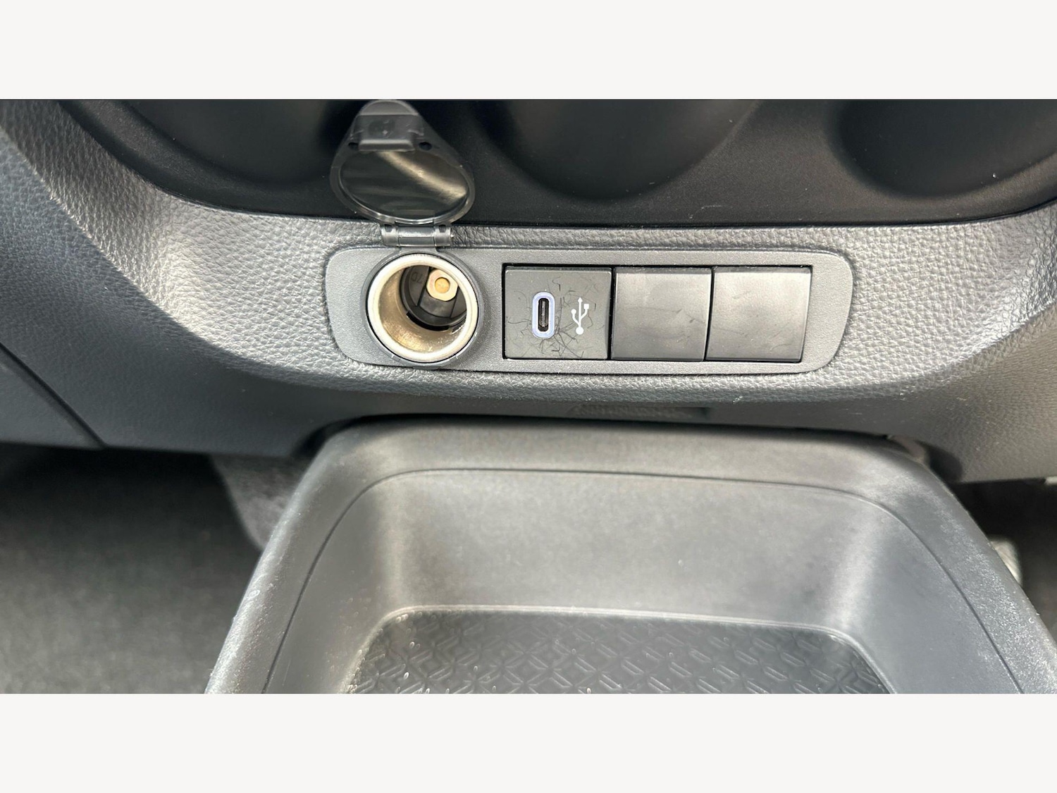 Used Toyota Aygo X 2024 for sale - 78184575: Photo 31