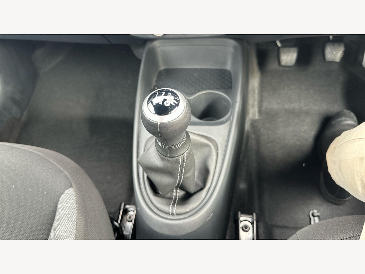 Used Toyota Aygo X 2024 for sale - 78184575: Photo 32