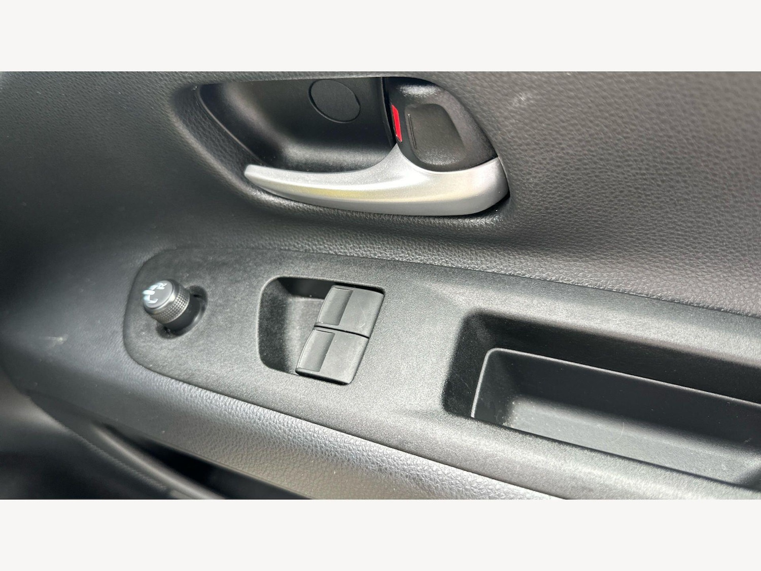 Used Toyota Aygo X 2024 for sale - 78184575: Photo 36