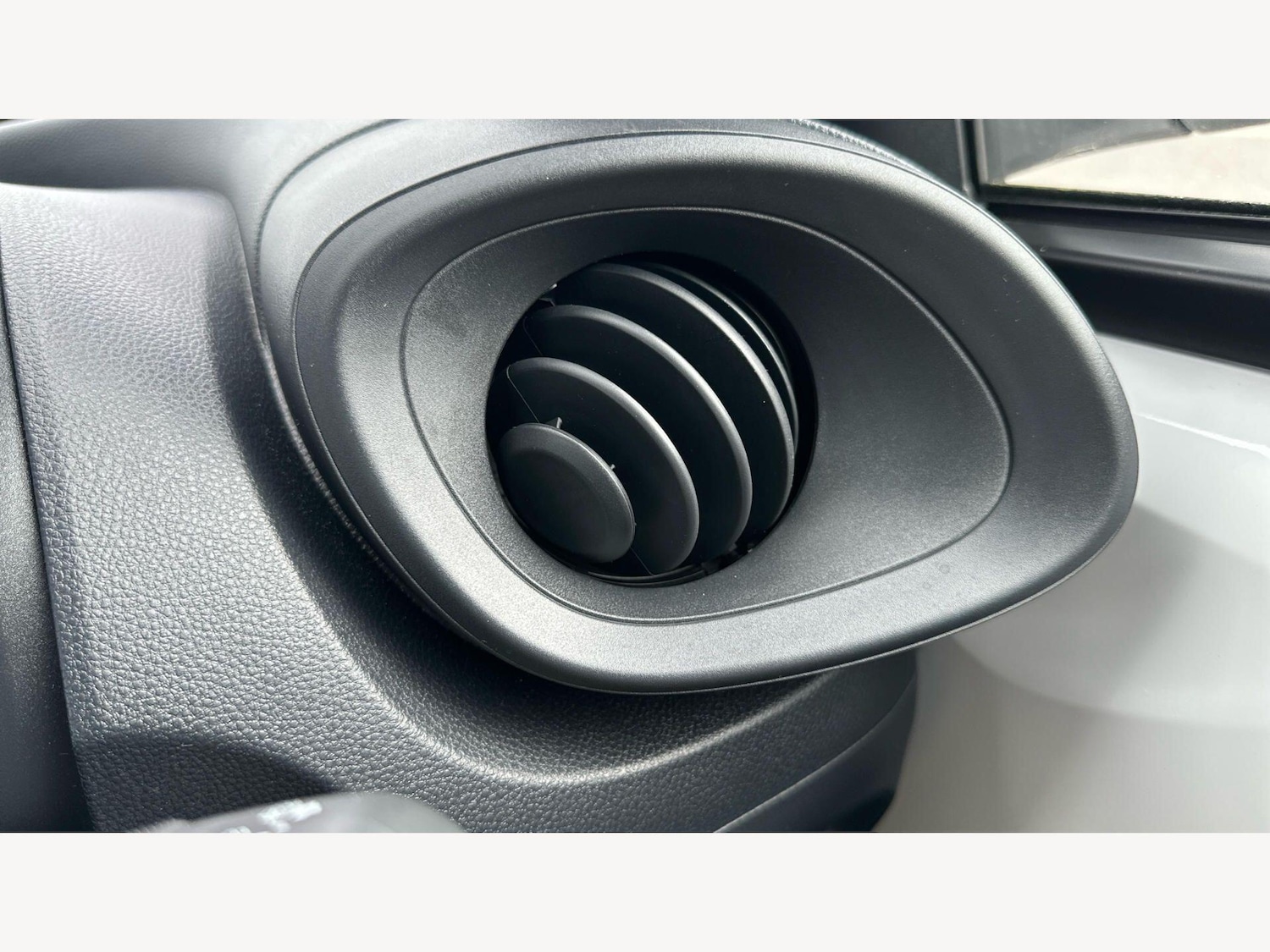 Used Toyota Aygo X 2024 for sale - 78184575: Photo 41